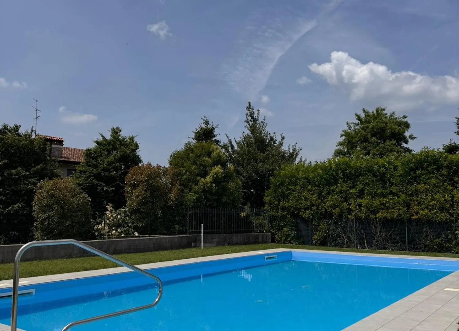 Appartement The Lake Queen - Big Terrace And Pool Peschiera del Garda Italië